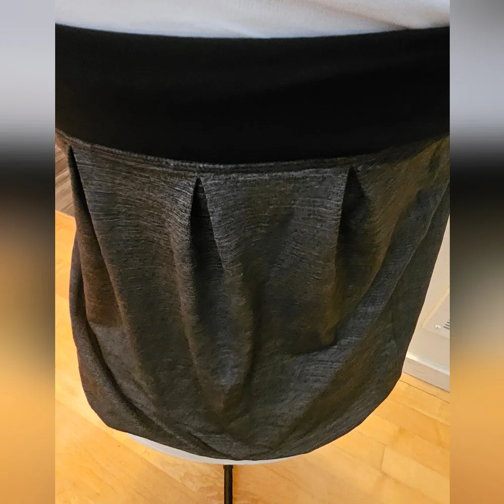 Lululemon Drawstring Waist/ Built In Bra Tank Top Size S Yoga/ Work Out - Picture 4 of 7